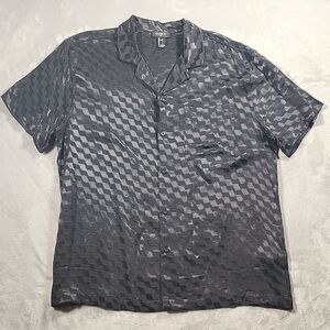 Forever 21 Black Casual Button Down Shirt with Modern Pattern
